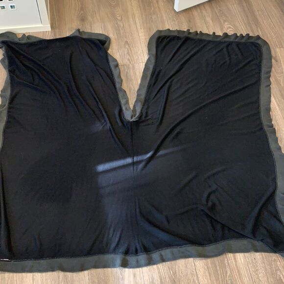 Open‎ Cardigan/Shawl - Picture 4 of 6